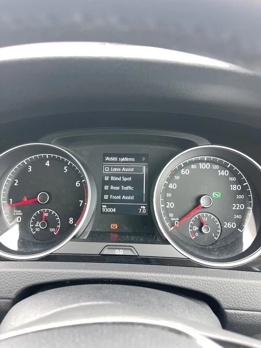 Volkswagen Golf 2018 Estate Automatic - Image 6