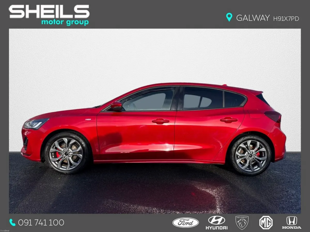 Ford Focus **SALE EVENT PRICE** ST-Line, tiny KMs - Image 6
