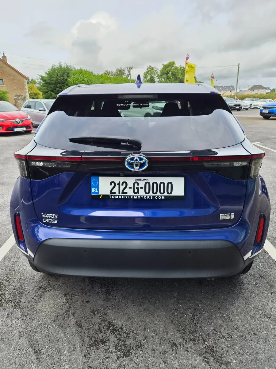 Toyota Yaris Cross 2021 1.5L Petrol Hybrid Auto - Image 4