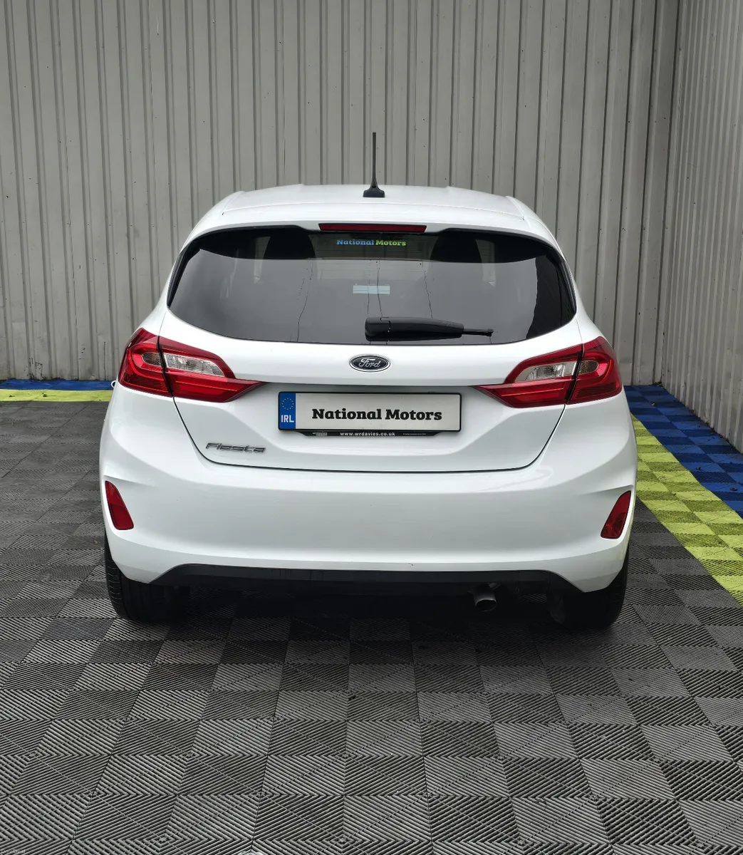 2019 Ford Fiesta TITANIUM 1.0 PETROL - Image 3