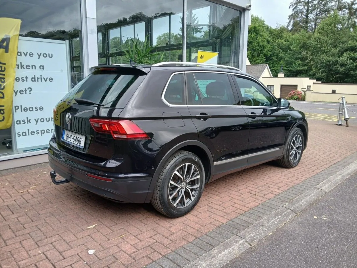 Volkswagen Tiguan 2.0 TDI 115HP Comfortline, Black - Image 5