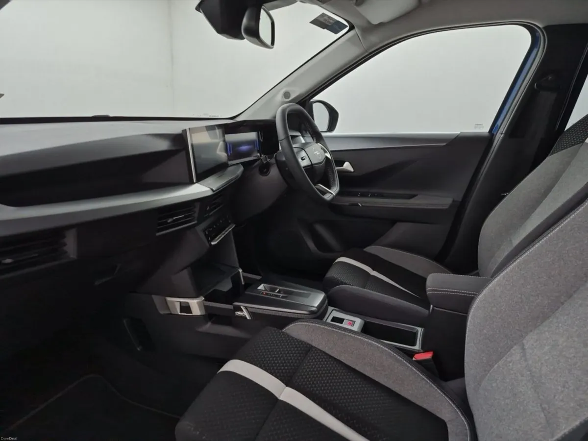 Opel Frontera Hybrid GS 1.2 136hp automatic 7 Seat - Image 4