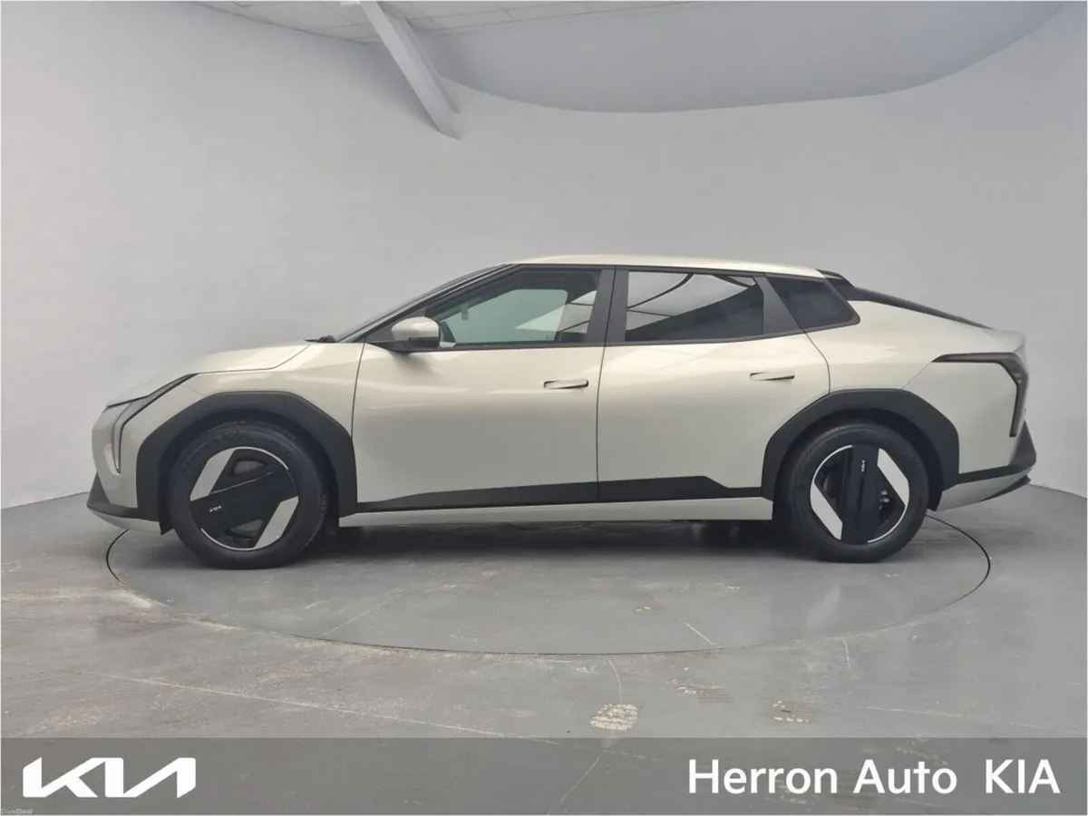 Kia EV4 EV4 Fastback Earth 2 81kw - Image 2