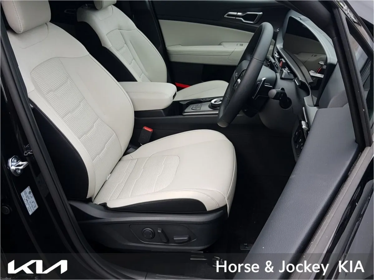 Kia Sportage Black Edition HEV - Image 2
