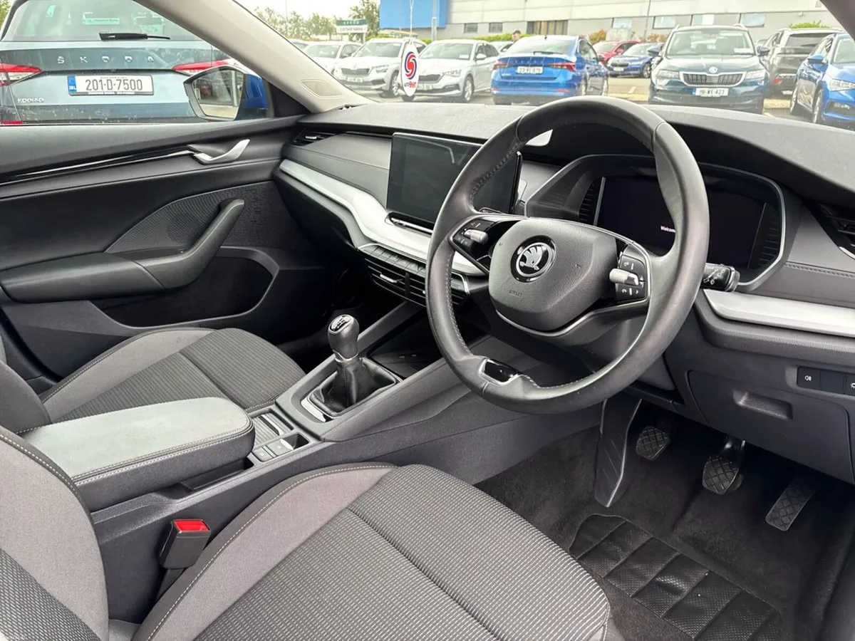 Skoda Octavia Selection 2.0TDI 115HP - Image 6