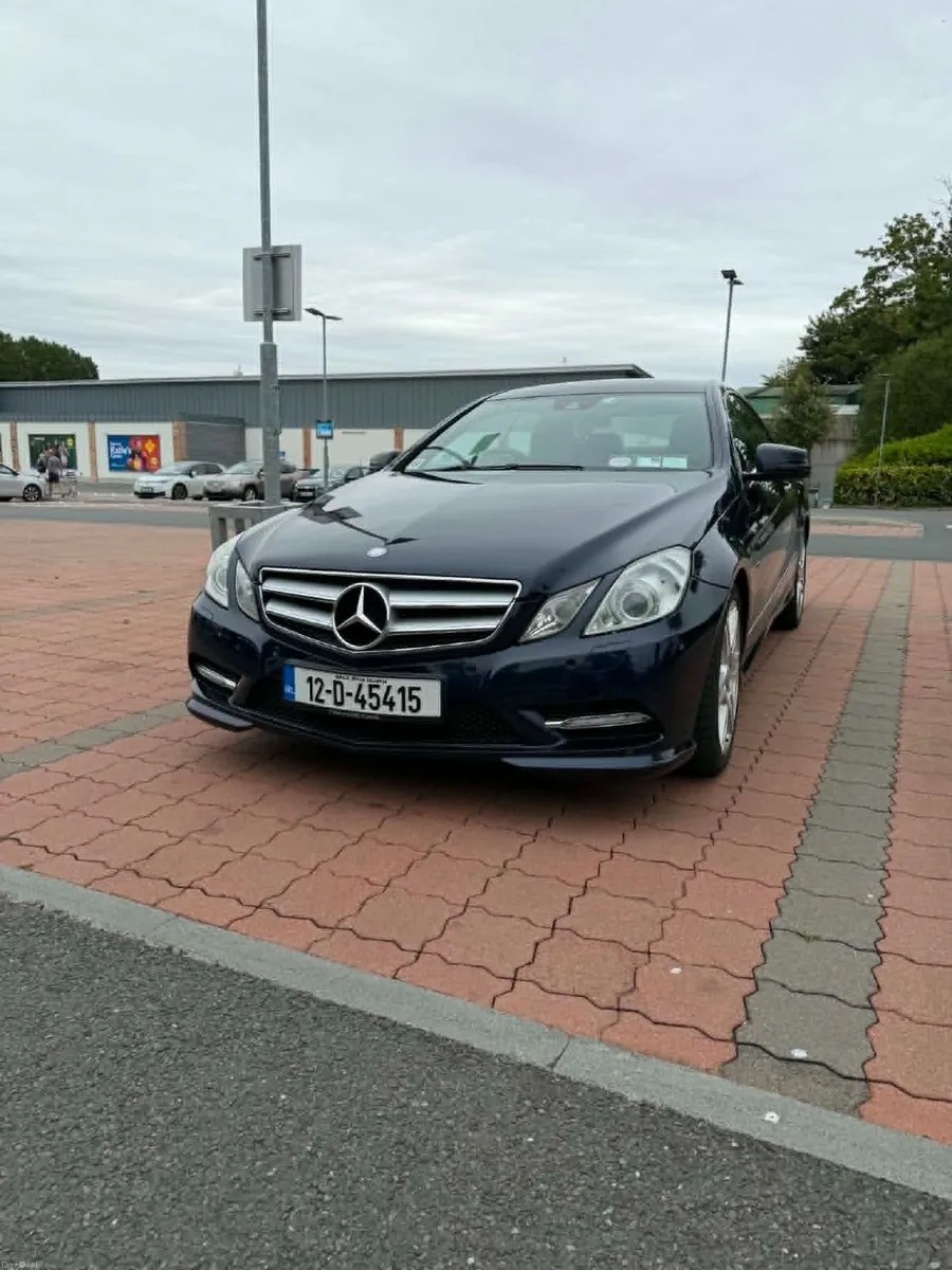 Mercedes-Benz E-Class 2012 - Image 5