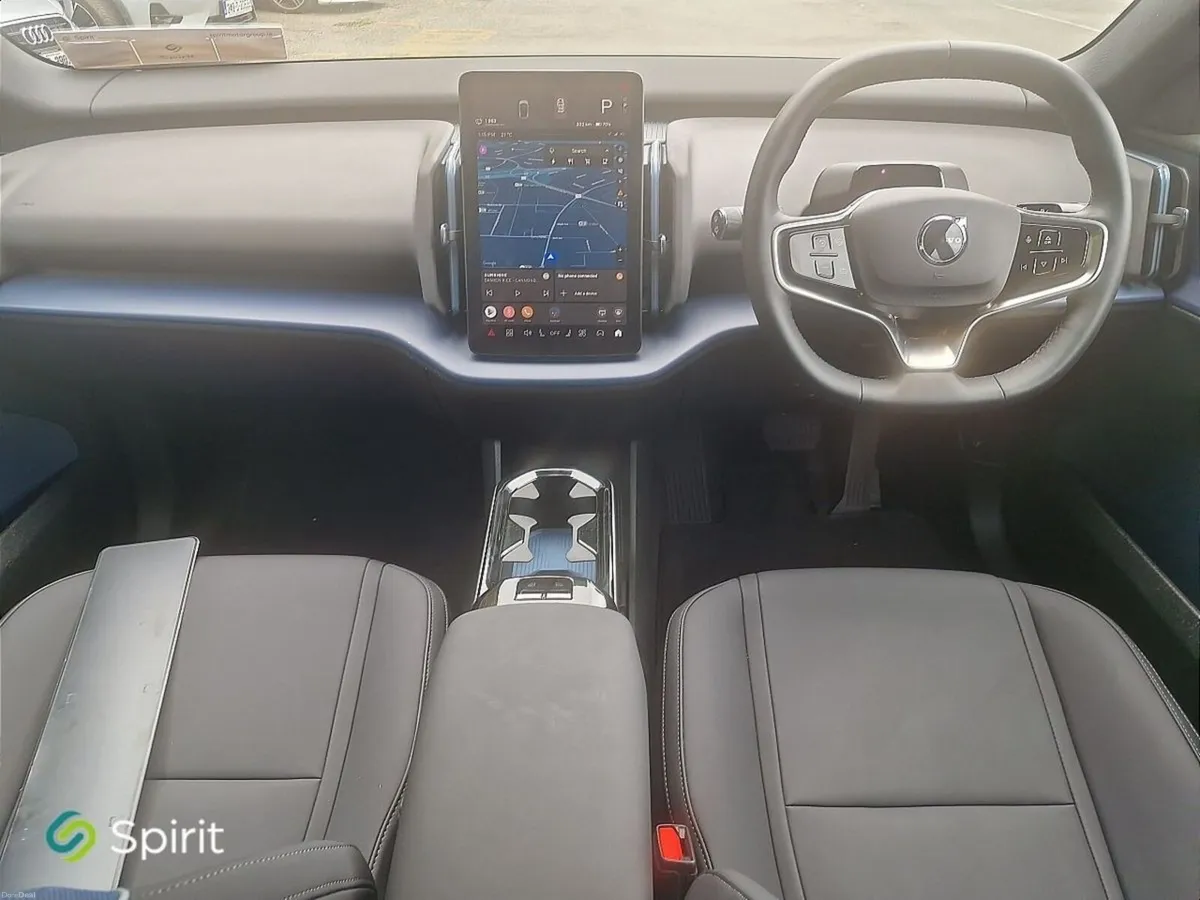 Volvo EX30 Fully Electric Plus - Image 4