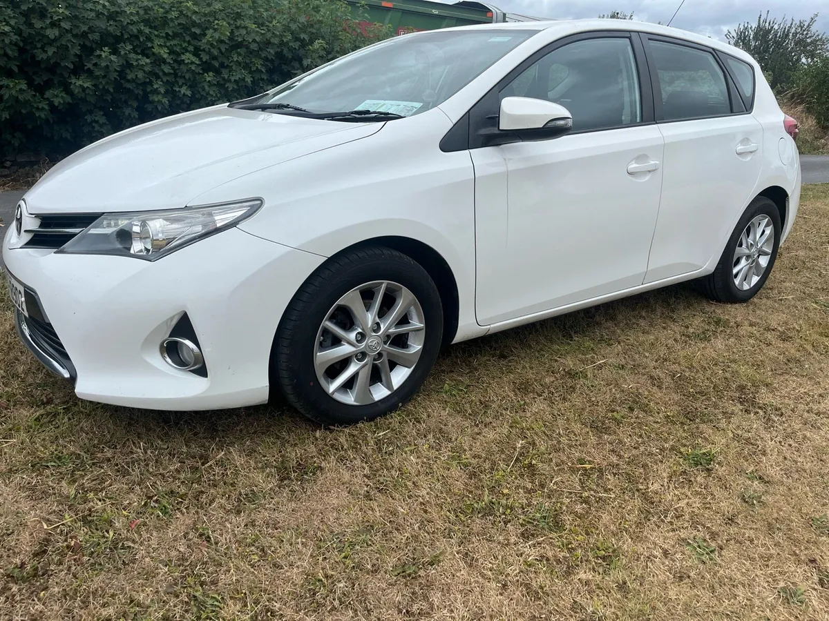 Toyota Auris 1.4 Diesel NCT - Image 3