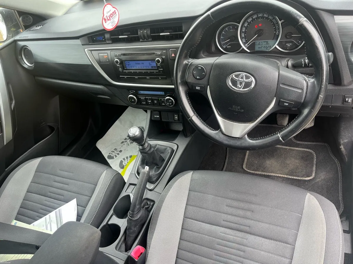 Toyota Auris 1.4 Diesel NCT - Image 6