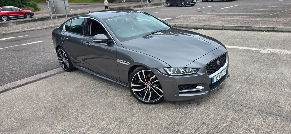 Jaguar XE Low Miles New Chain Fully Serviced - Image 1
