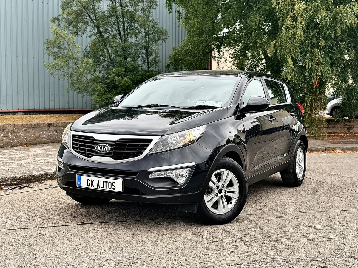 **Reserved**🔴 Kia Sportage Low KM High Spec - Image 1