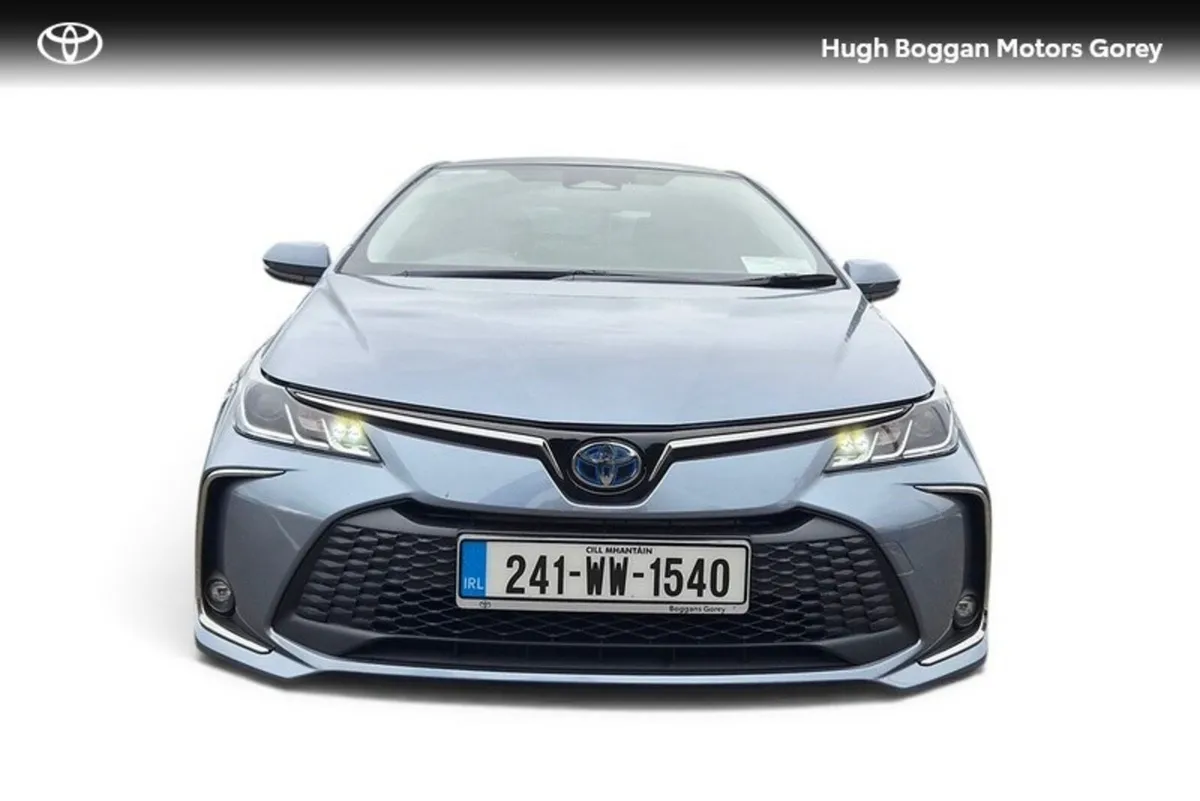 Toyota Corolla LUNA SPORT SALOON 4DR - Image 5