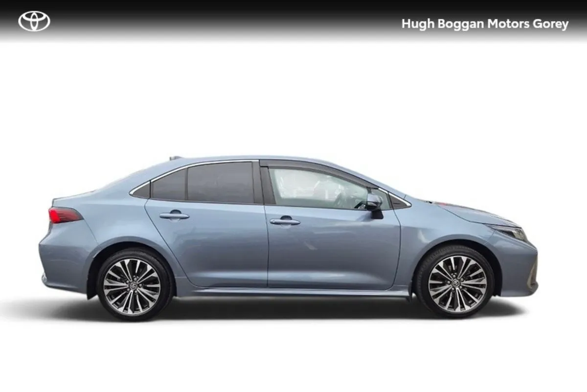 Toyota Corolla LUNA SPORT SALOON 4DR - Image 3