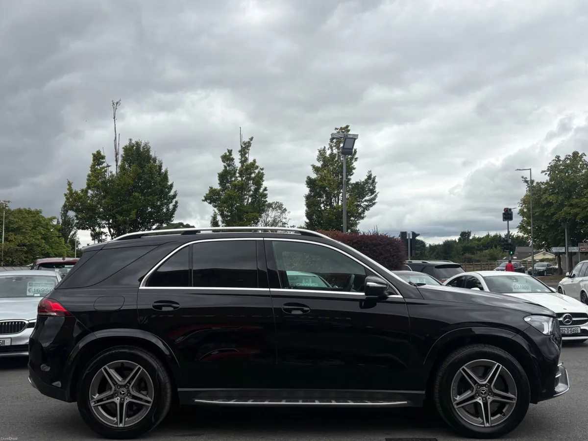 221 Mercedes-Benz GLE 350DE AMG Line *Great Spec* - Image 4