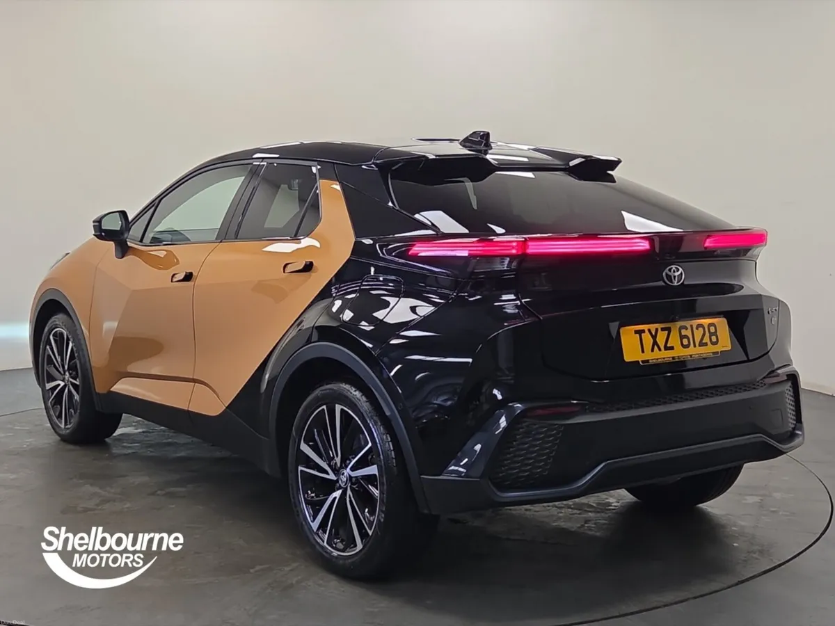 Toyota C-HR C-Hr Hatchback Special Editions Premie - Image 2