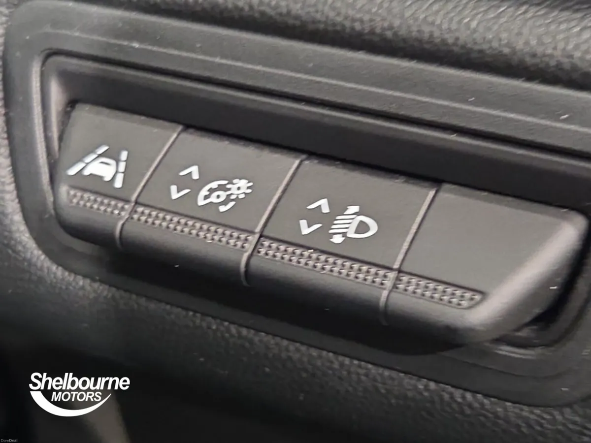 Renault Captur Hatchback Special Editions Rive Gau - Image 5
