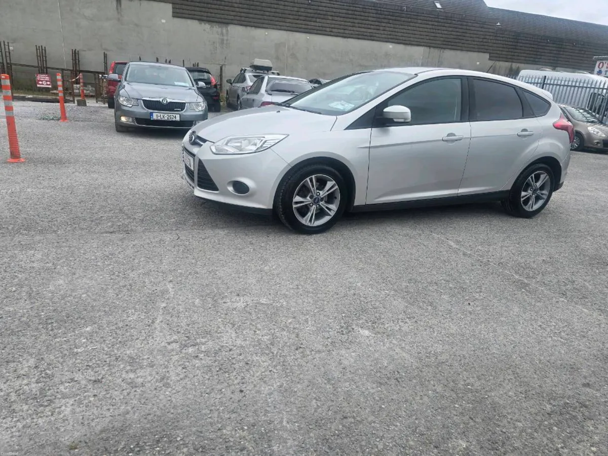 Ford Focus - Image 6