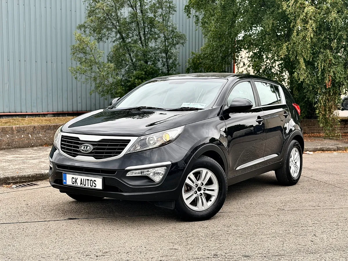 **Reserved**🔴 Kia Sportage Low KM High Spec - Image 2