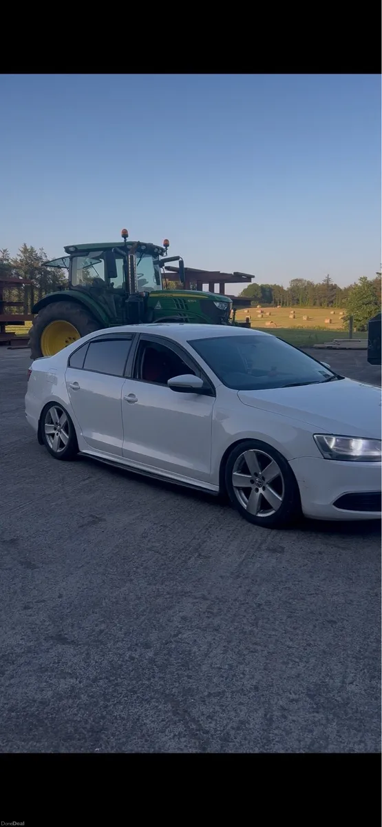 2013 vw jetta - Image 3