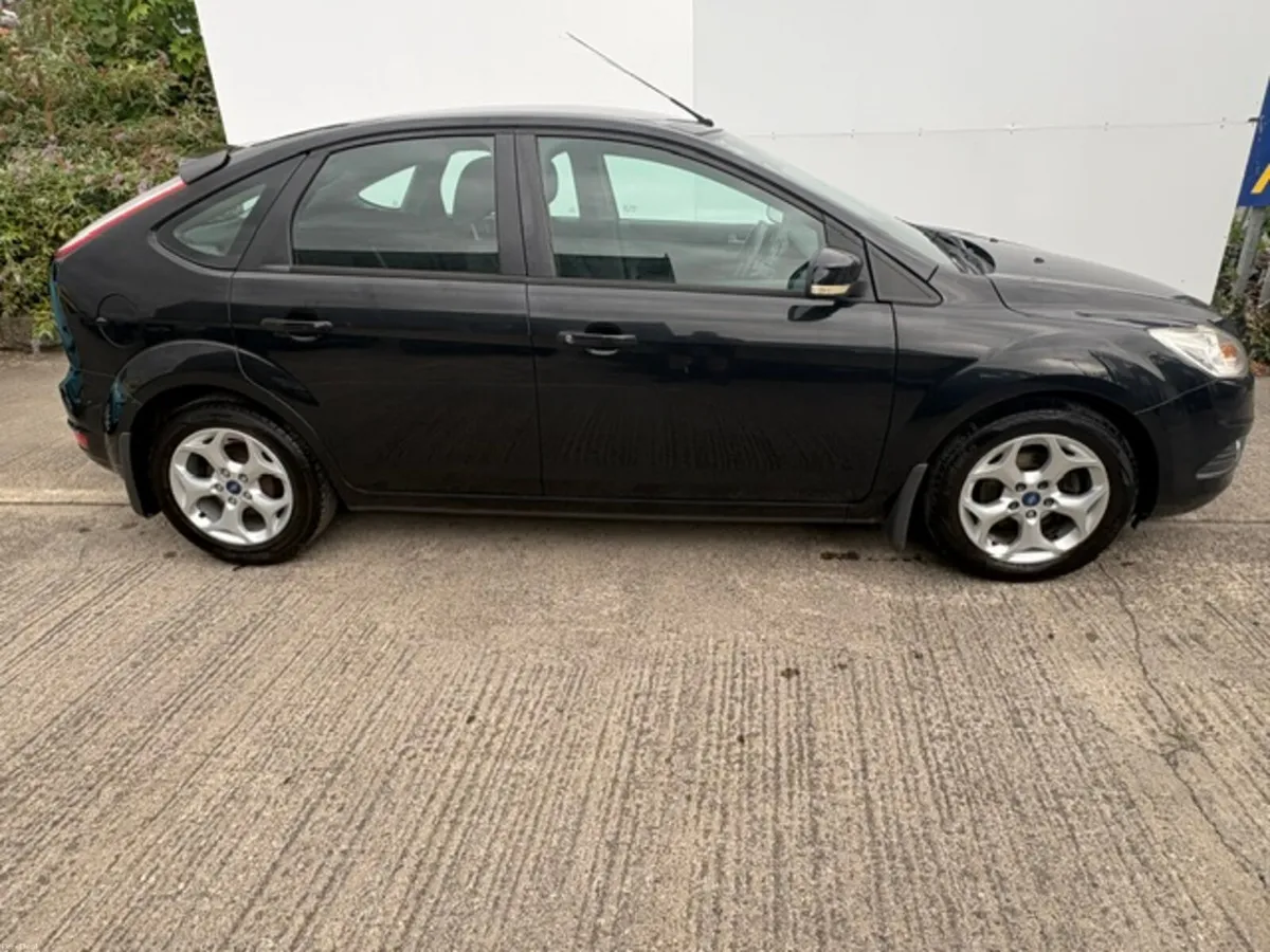 Ford Focus 2011 NCT JULY 2027 - Image 3