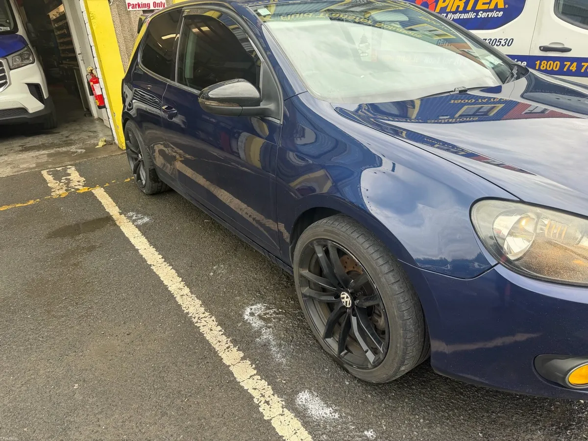 VW Golf 2.0 TDI - Image 5