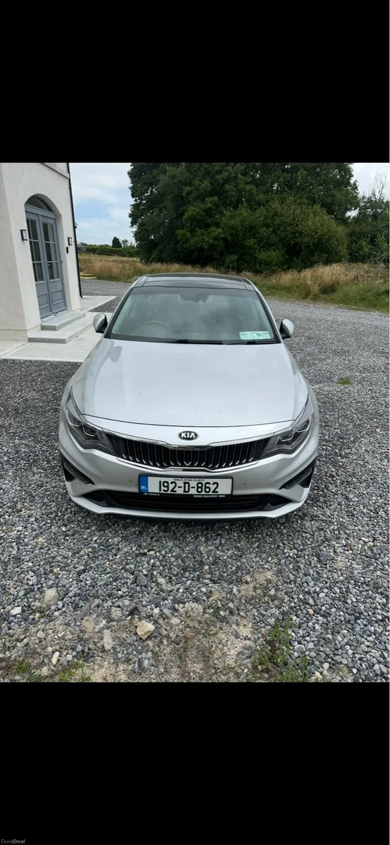 2019 Kia optima - Image 1