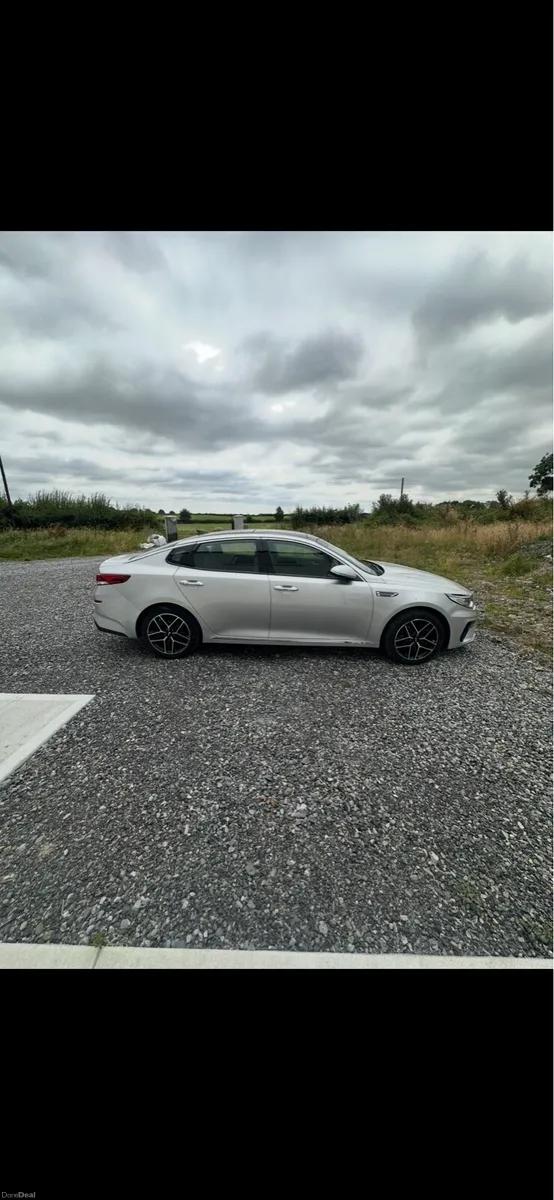 2019 Kia optima - Image 4