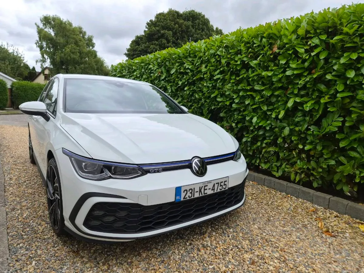 Volskwagen Golf GTE 245PS 1.4 petrol plugin Hybrid - Image 6