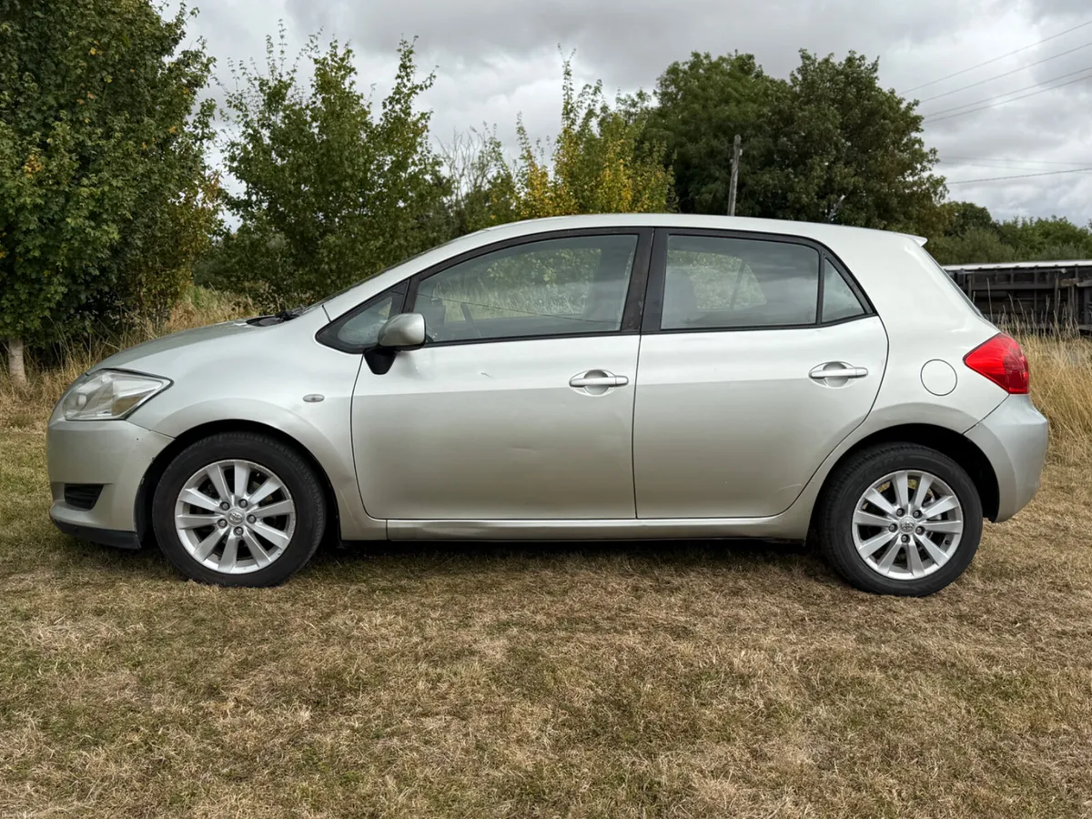 Toyota Auris 2008 - Image 4