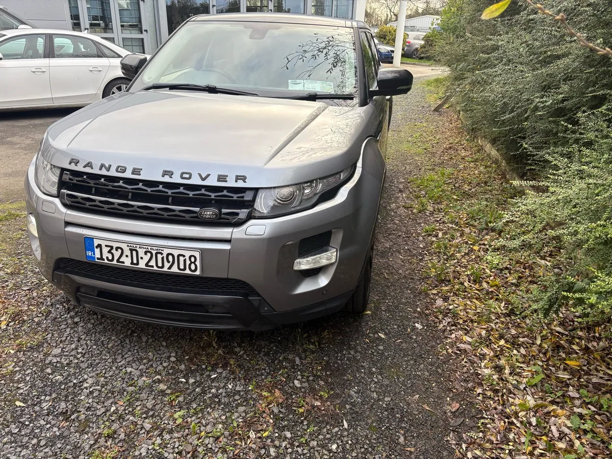Range Rover Evoque 2.2 Dynamic Lux - Image 2