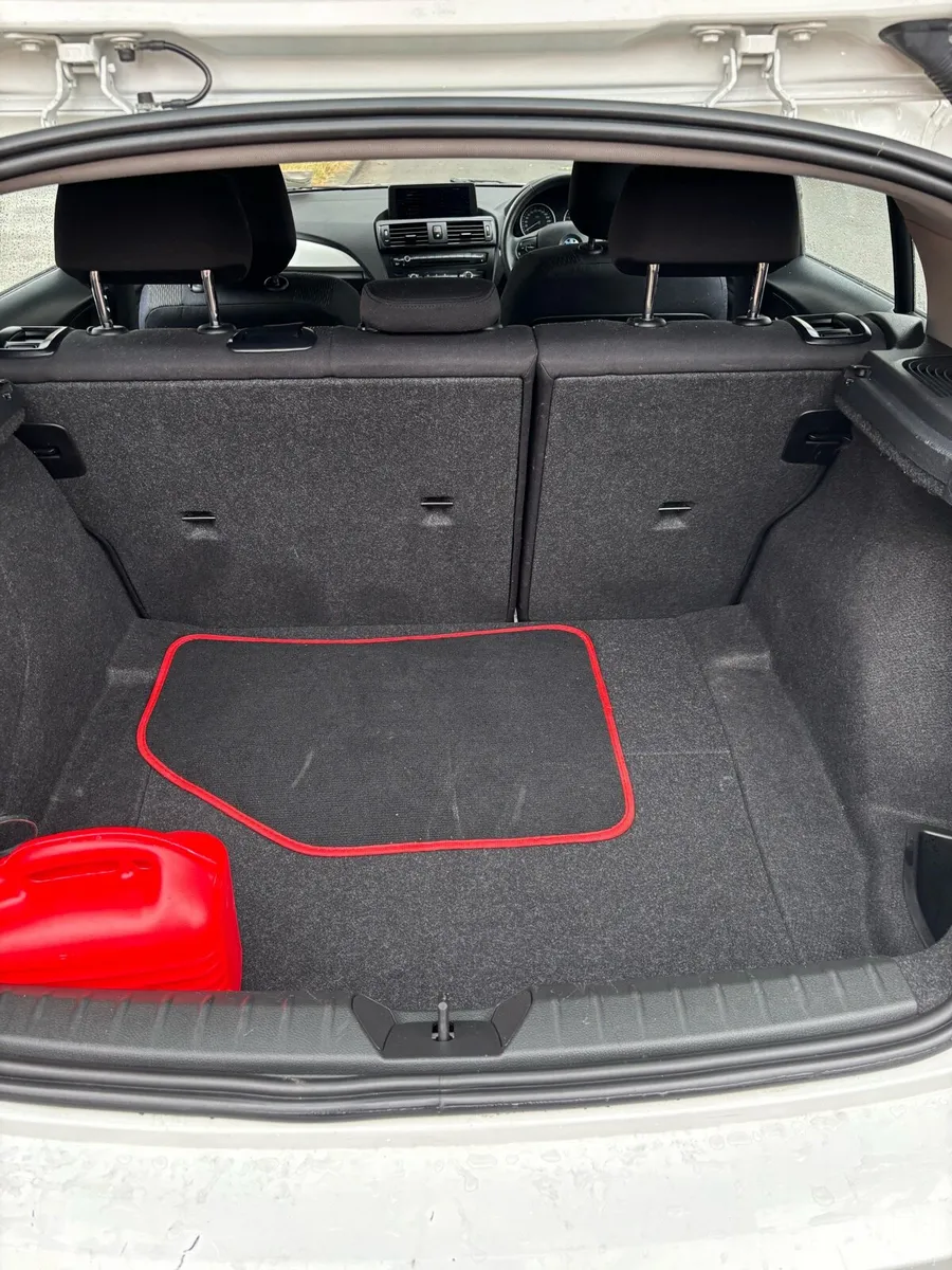 Car - Image 6