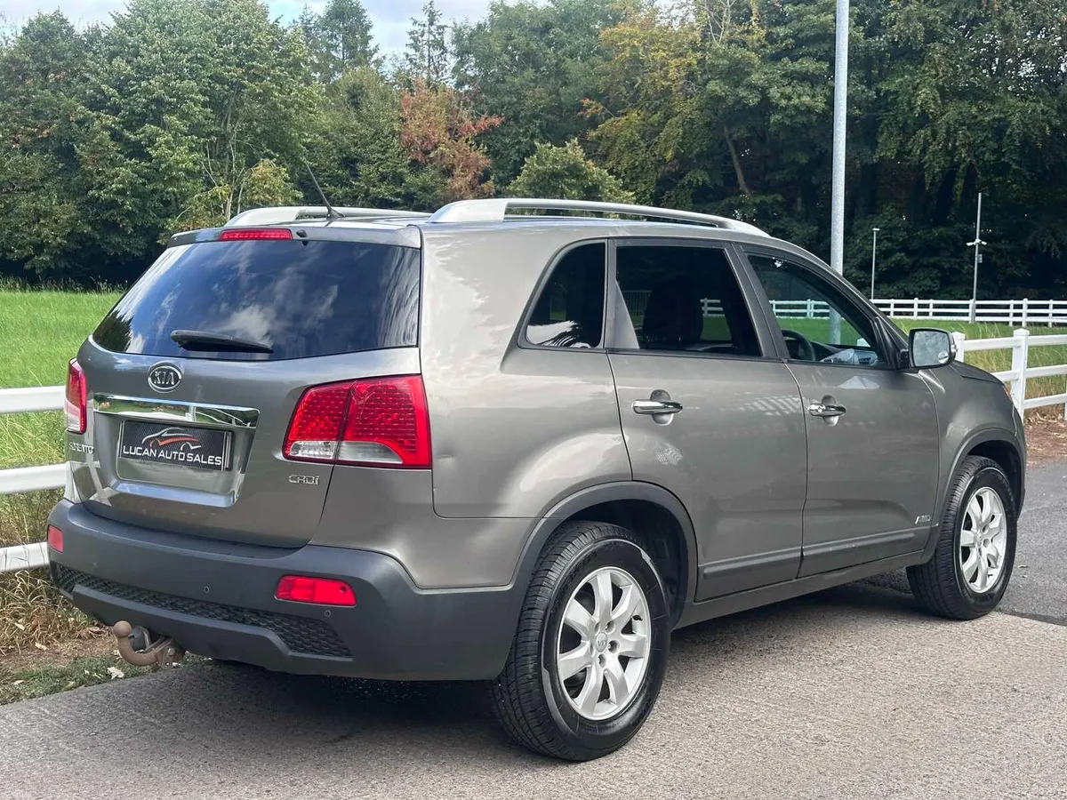 Kia Sorento AWD 4X4 GSE 7 seater - Image 4