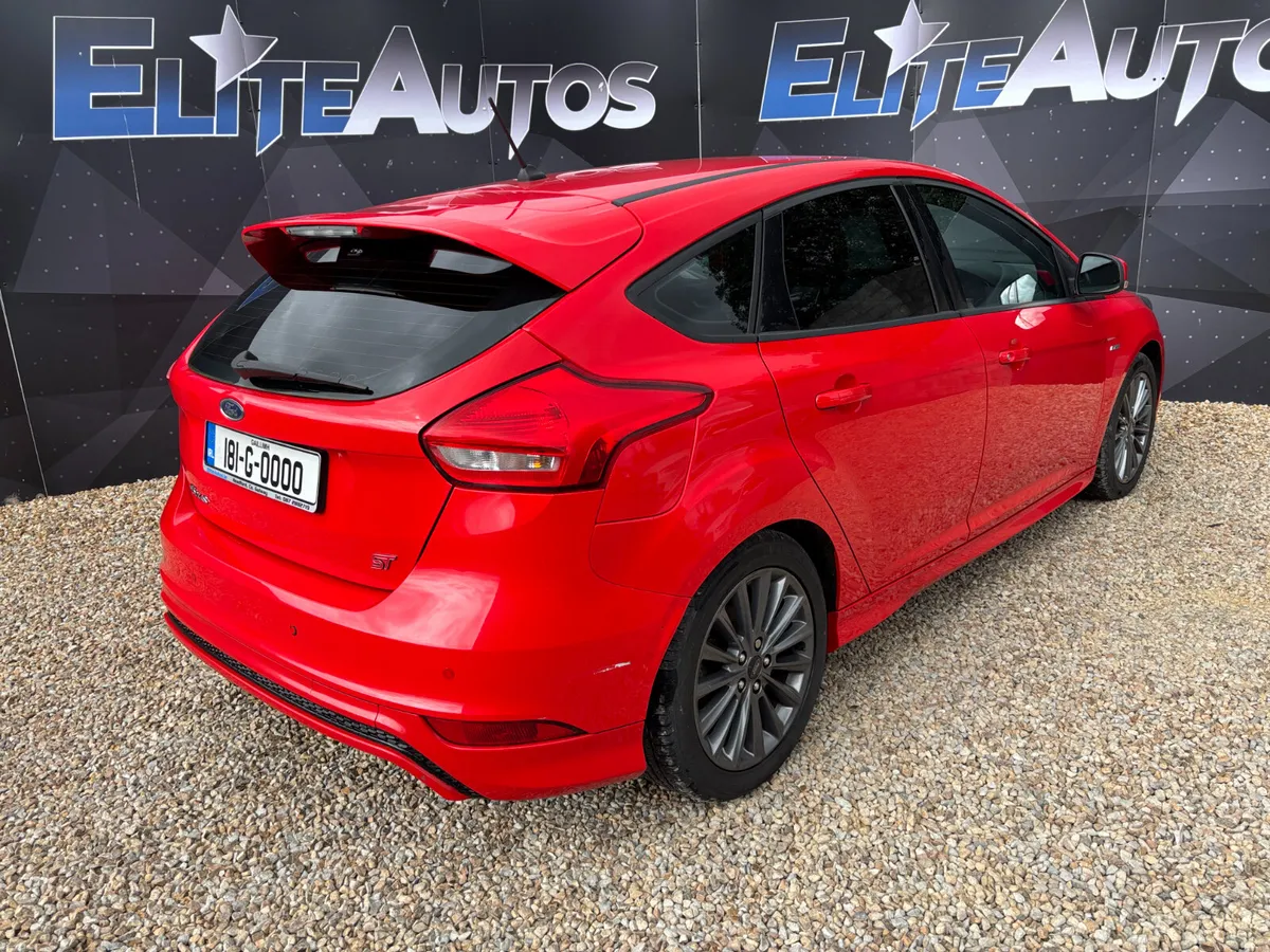 Ford Focus ST Line 1.5 TDCI - Image 6