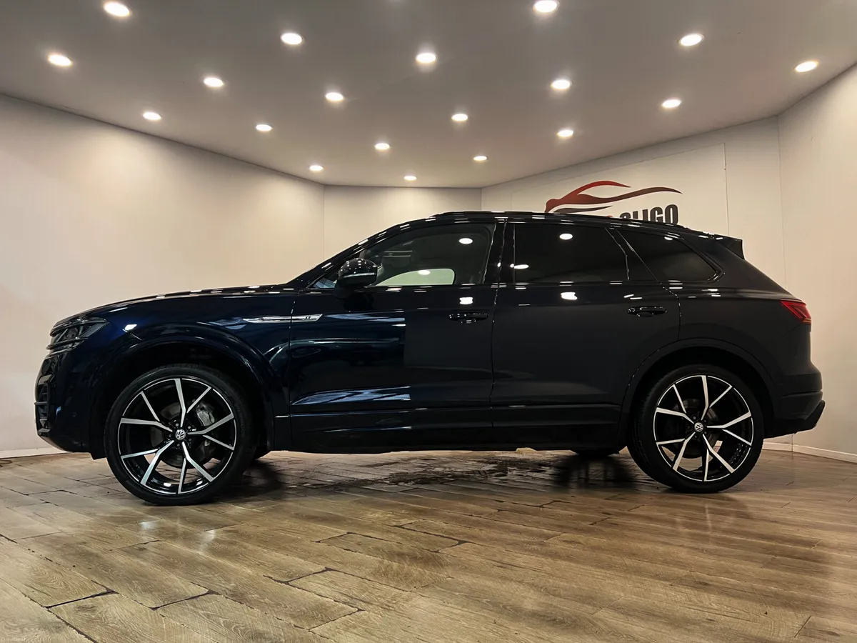 NEW SHAPE HIGH SPEC VW TOUAREG 4MOTION RLINE 2019 - Image 6