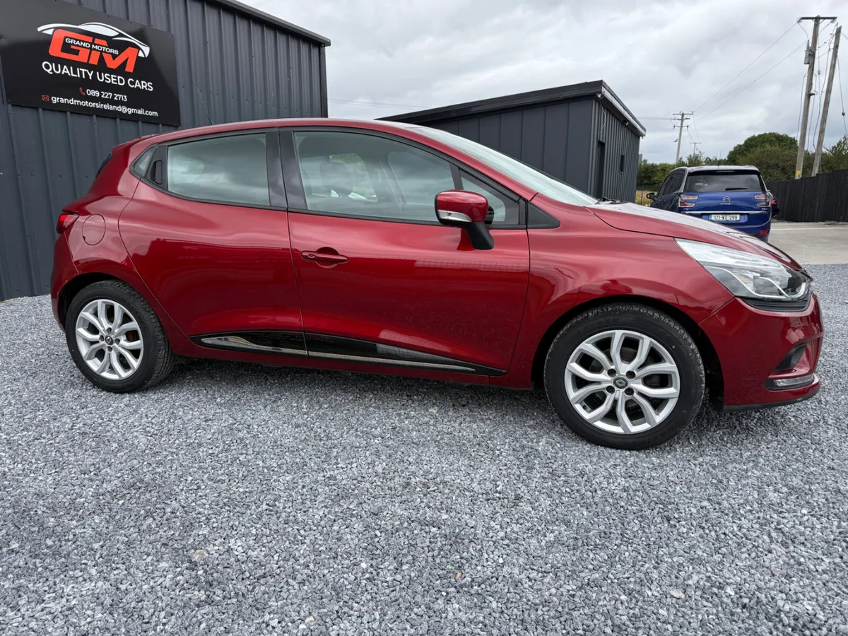 2019 Renault Clio 1.0 L Petrol - Image 5