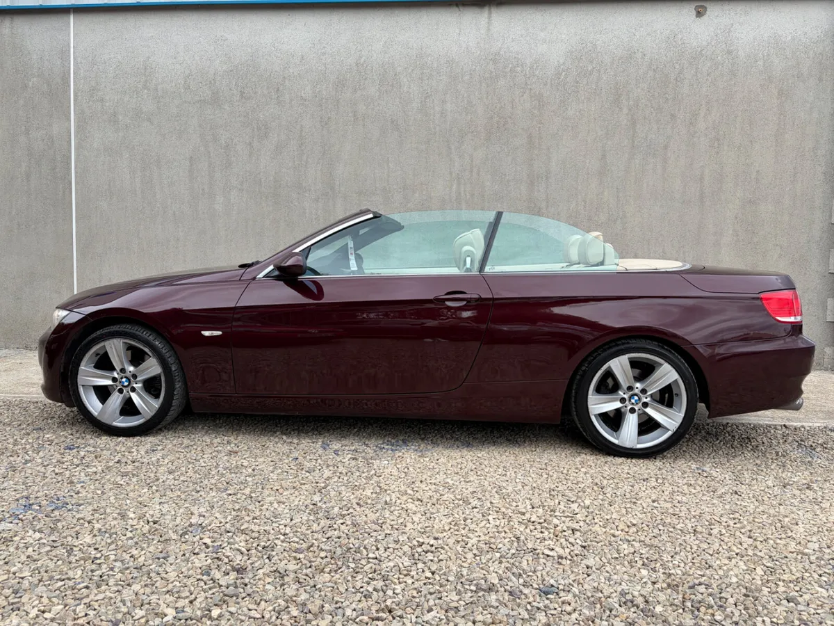 BMW 325i Convertible Low Kms - Image 3
