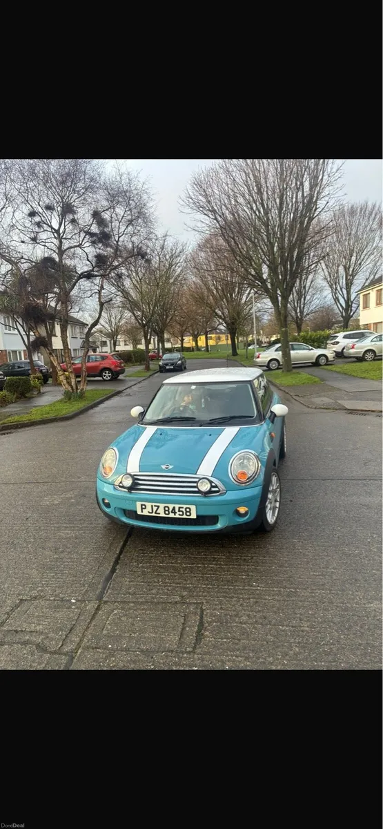2010 MINI COOPER - GREAT CONDITION - Image 1