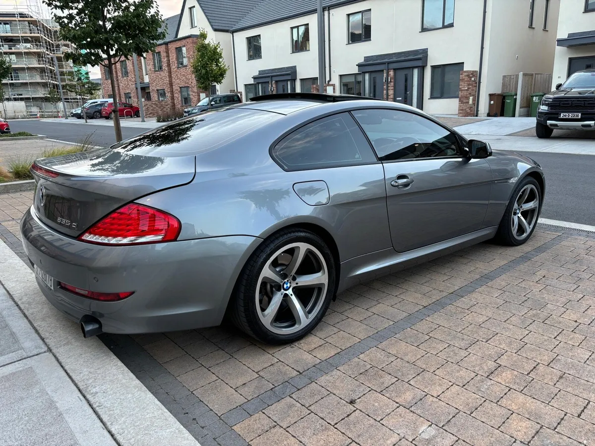 Car - Image 4