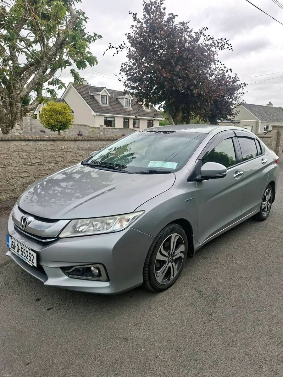 HONDA GRACE 2015 HYBRID AUTOMATIC - Image 1