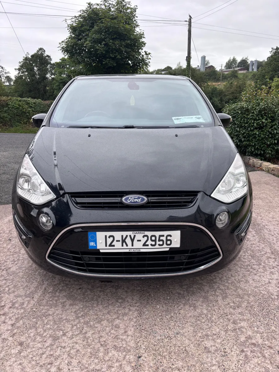 Ford S-Max 2012 - Image 2