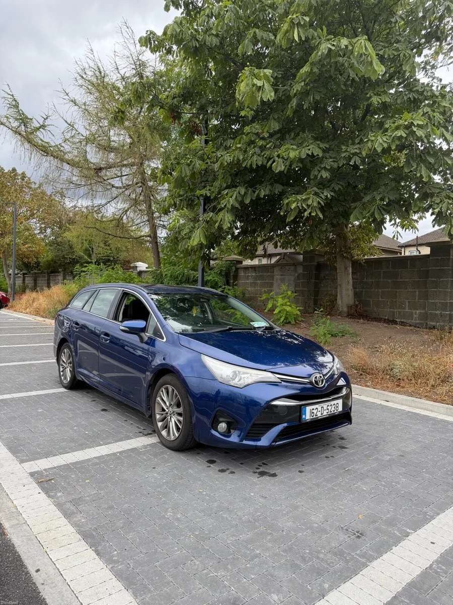 Toyota Avensis - Image 1