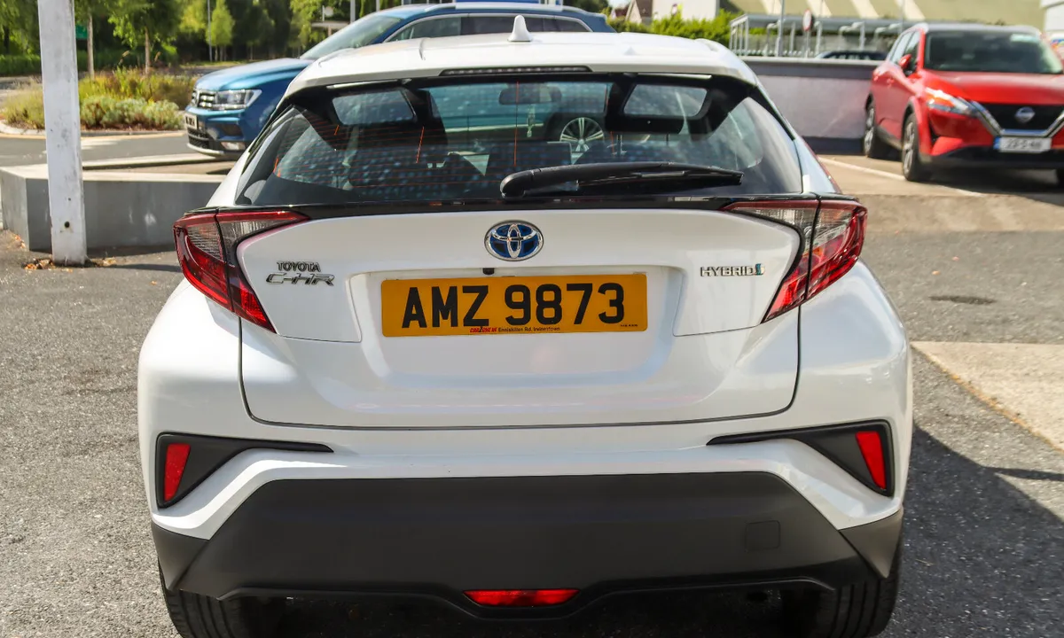 2023 Toyota C-HR+  1.8 Petrol Hynrid AUTO - Image 6