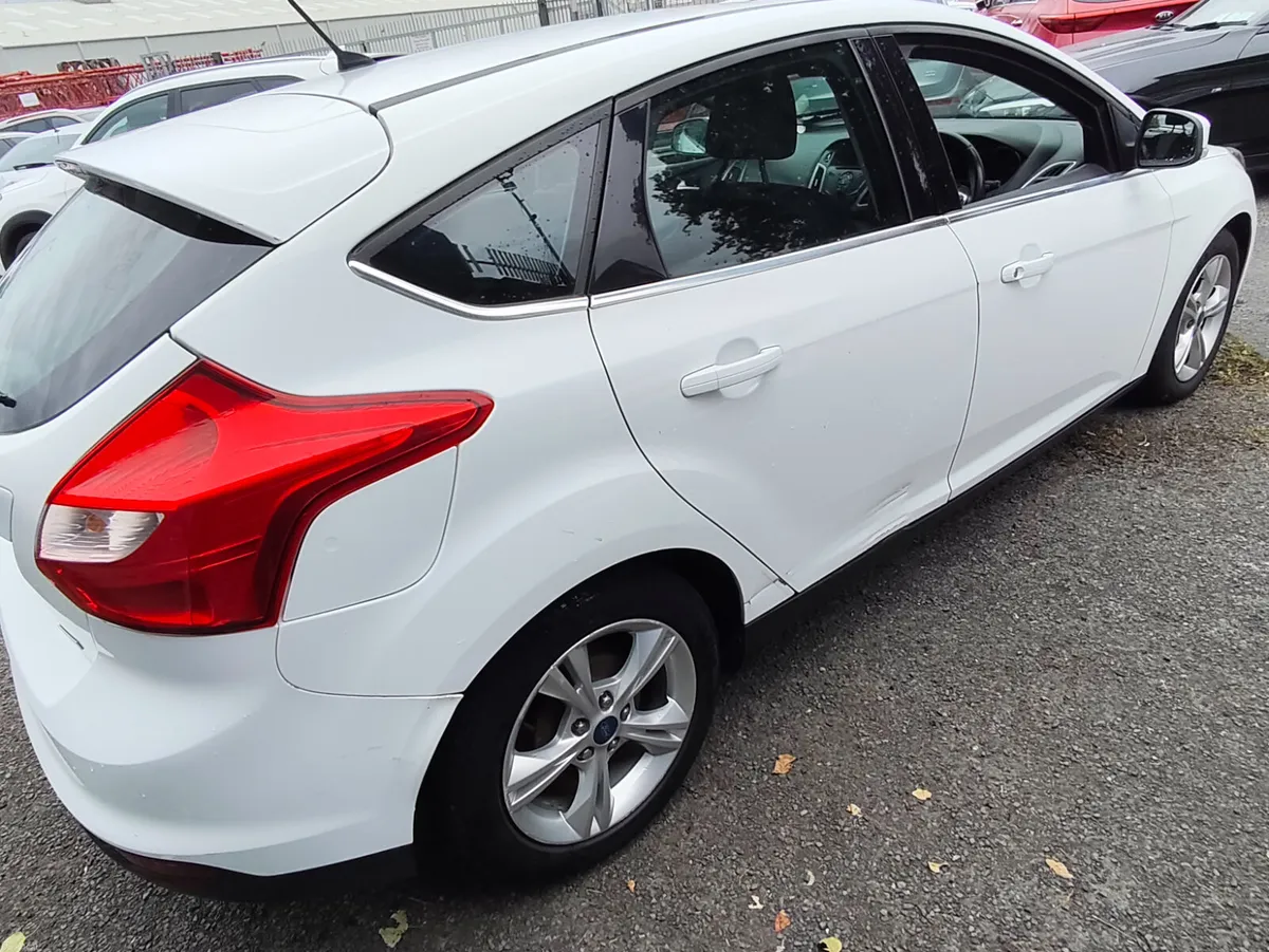 Ford Focus 2013 - Image 4