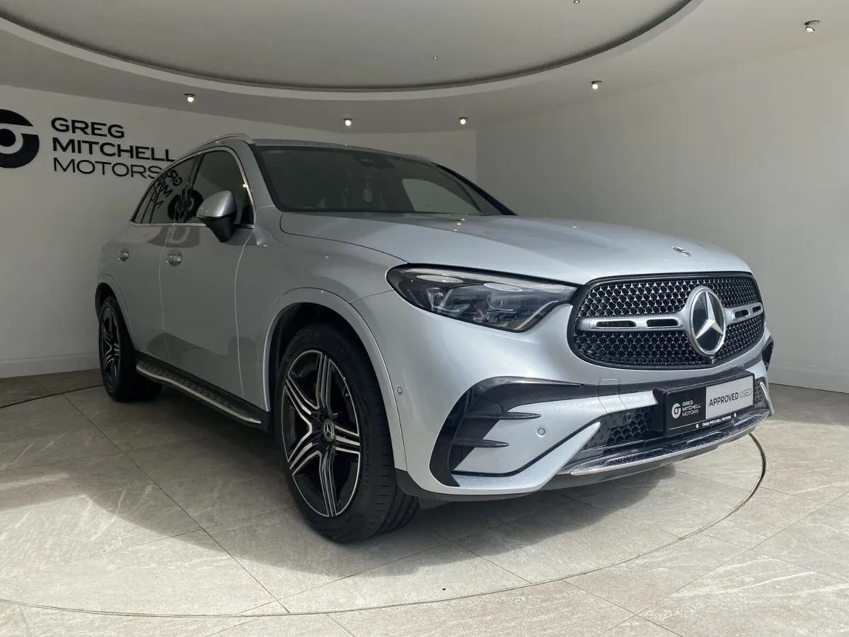 Mercedes-Benz 300 2024 - Image 3