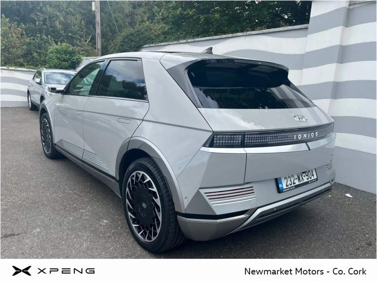 Hyundai IONIQ 5 77kW Premium Plus AWD WITH EXTRAS - Image 6