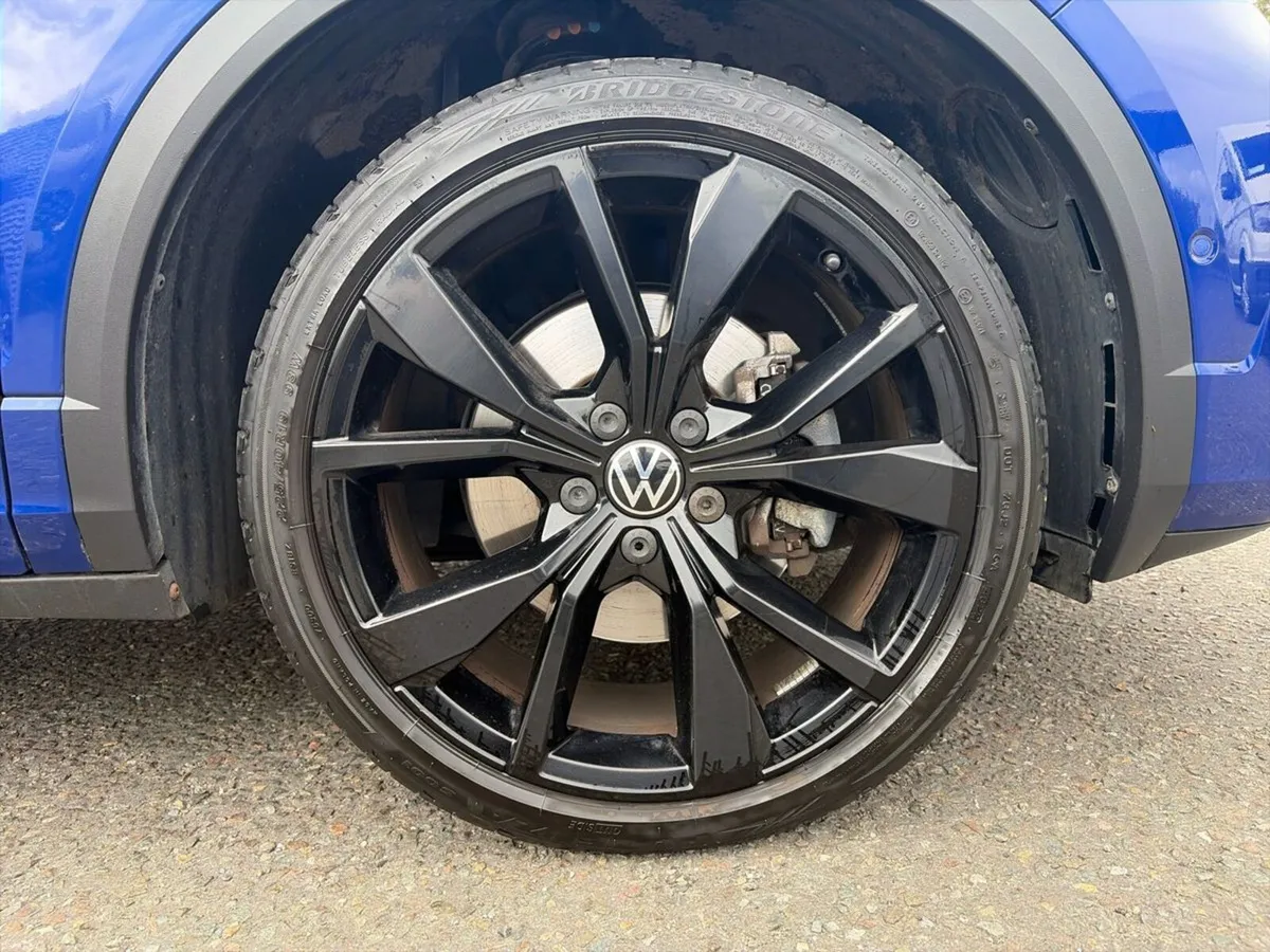 Volkswagen T-Roc R-Line 1.5 TSI 150HP DSG - Image 5