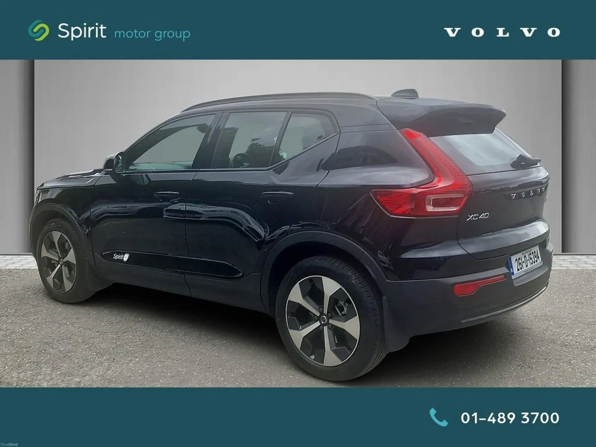 Volvo XC40 B3 Mild Hybrid Plus - Image 2