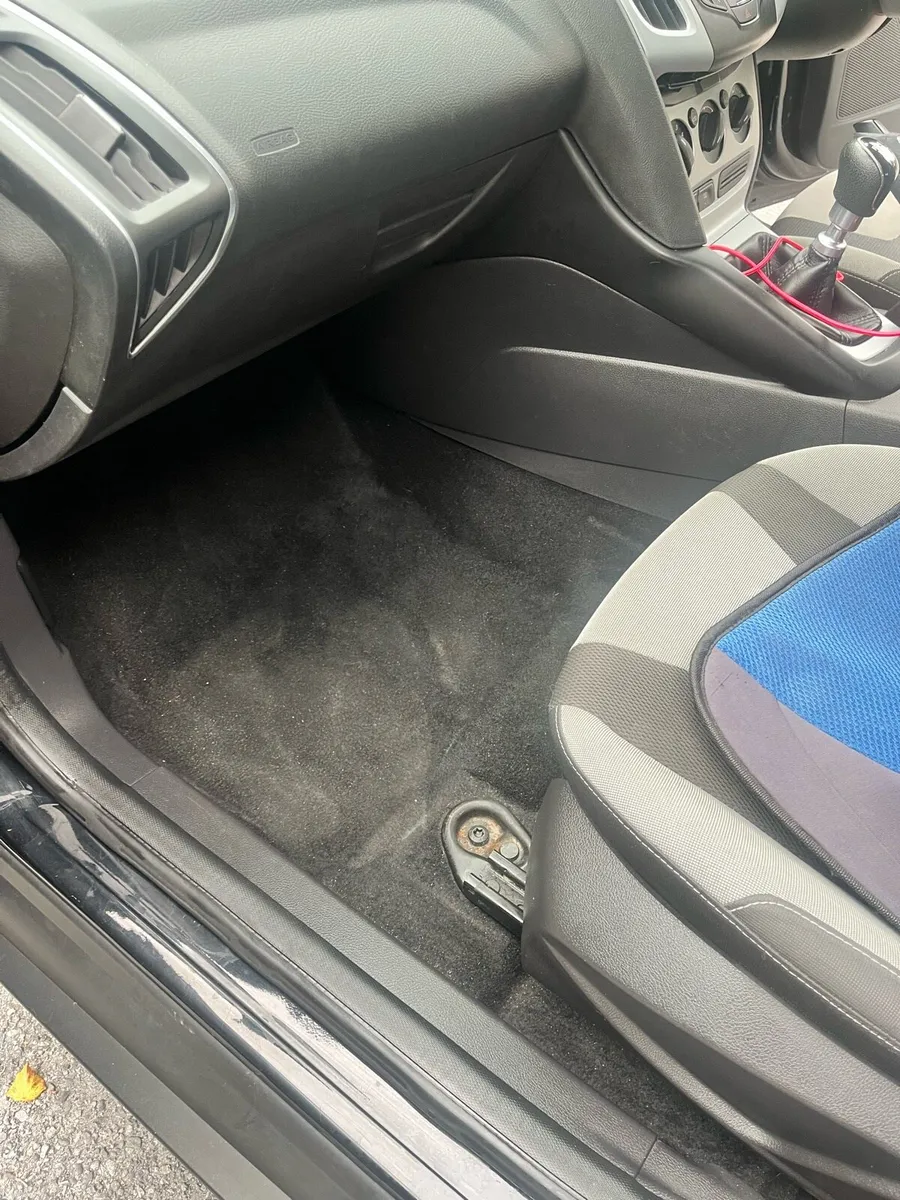 2012 Ford Focus 1.6L - Image 6