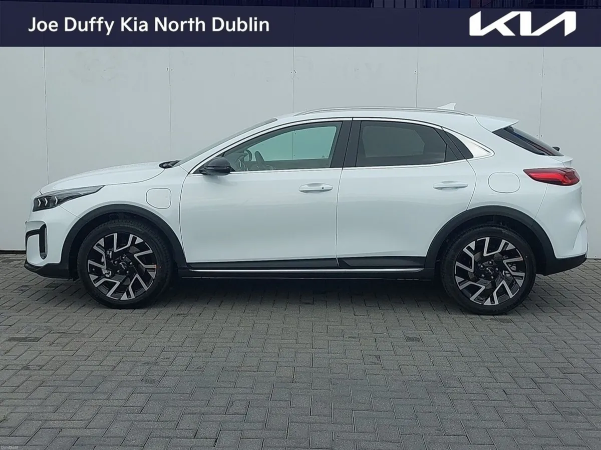 Kia XCeed 1.6 GDI Plug-in Hybrid - Image 3