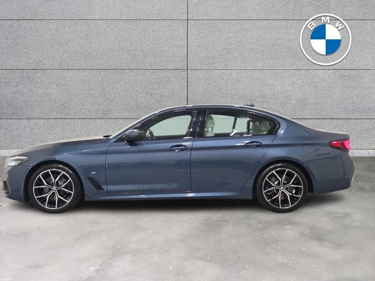 BMW 5-Series 520d M Sport Saloon - Image 3